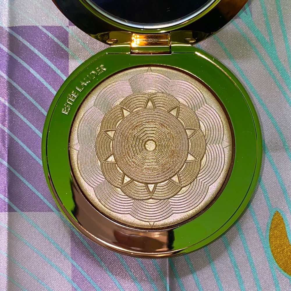 Estée Lauder Bronze Goddess Highlighter